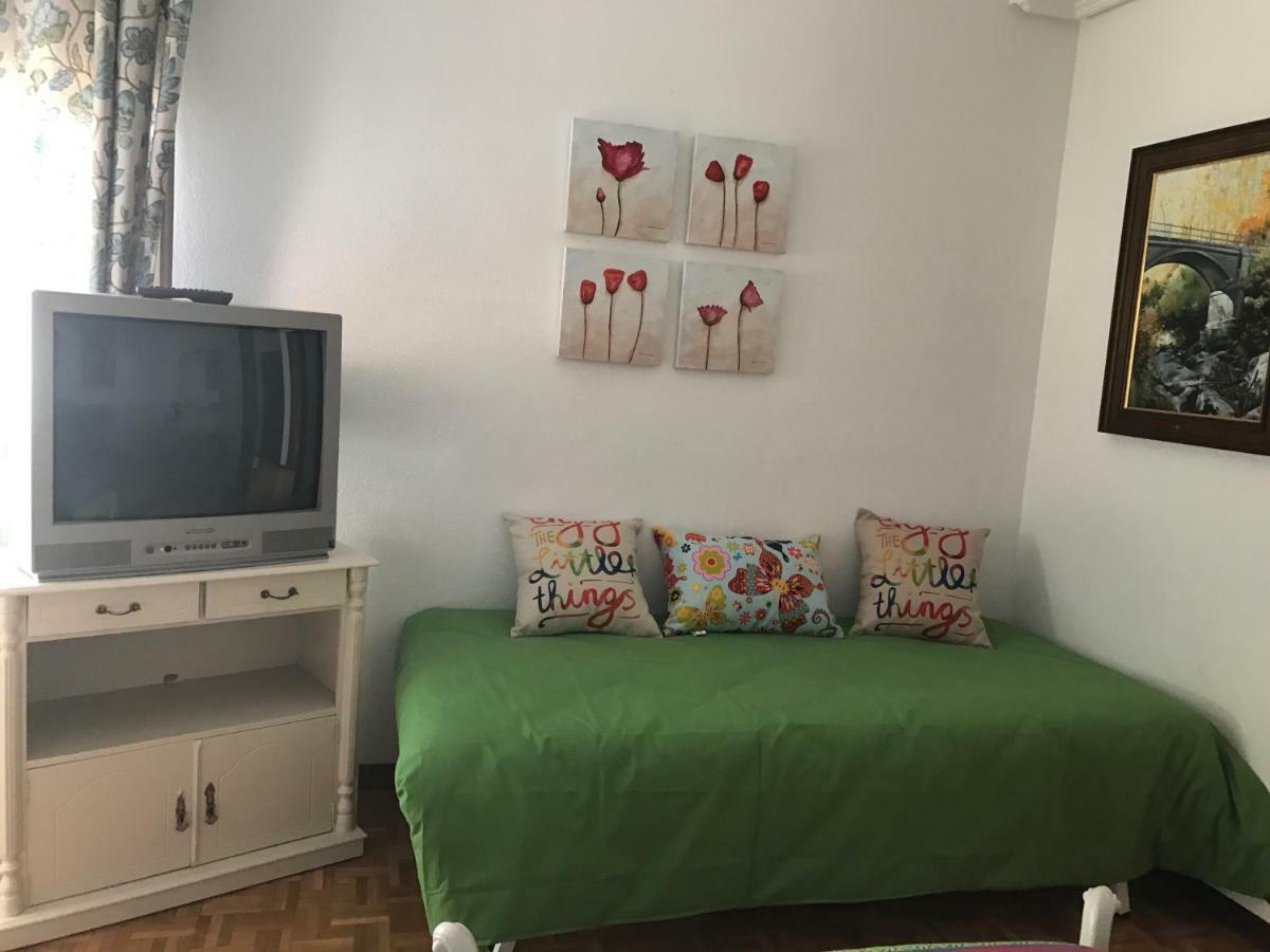 Casa De Julio Marroquin Villa Pradoluengo Bagian luar foto